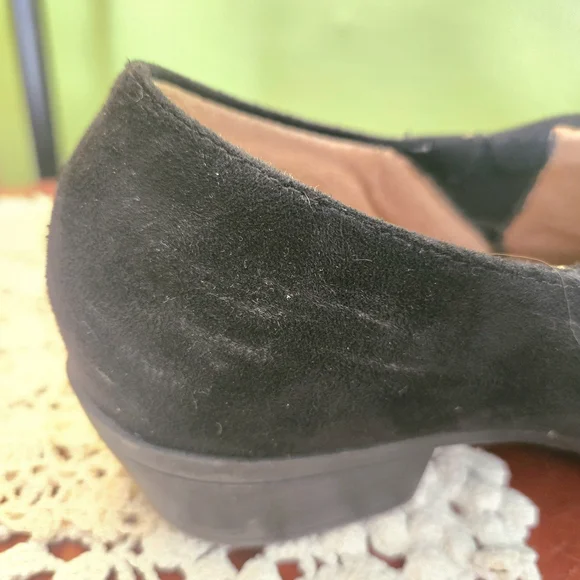 Jessica Cline Black Suede Low Heel Loafers - Picture 6 of 7